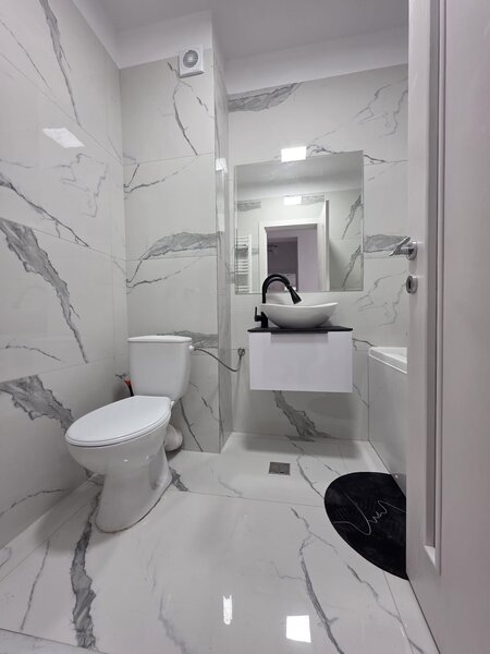 Militari Residence, Chiajna, garsoniera premium, parcare, prima inchiriere.